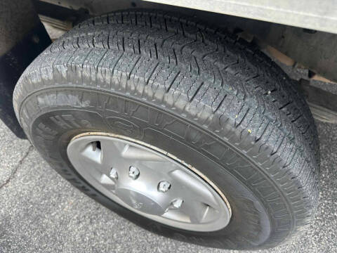 2009 Ford E-Series E-350 SD