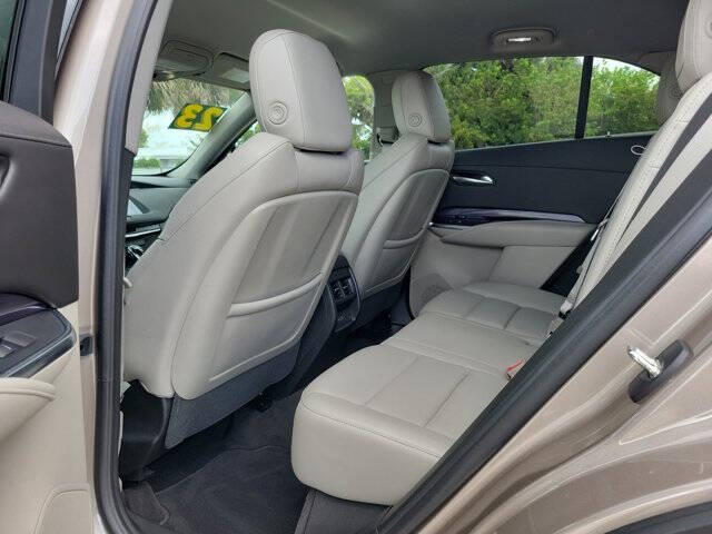2023 Cadillac XT4 Luxury
