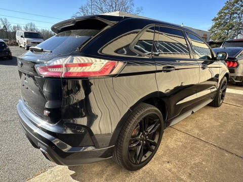 2019 Ford Edge ST