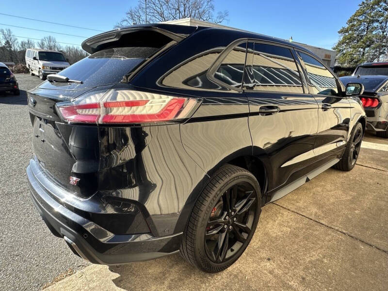 2019 Ford Edge ST