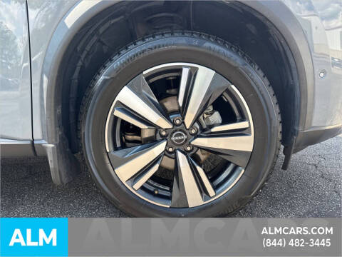 2022 Nissan Rogue SL