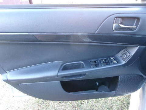 2016 Mitsubishi Lancer ES