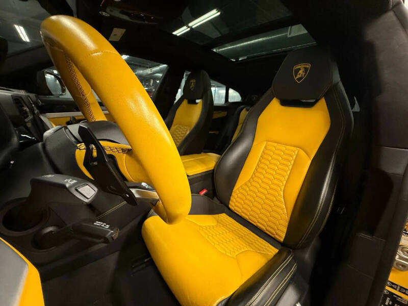 2019 Lamborghini Urus
