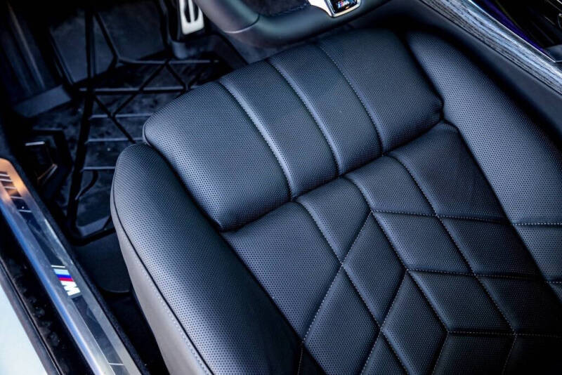 2025 BMW 7 Series 760i xDrive