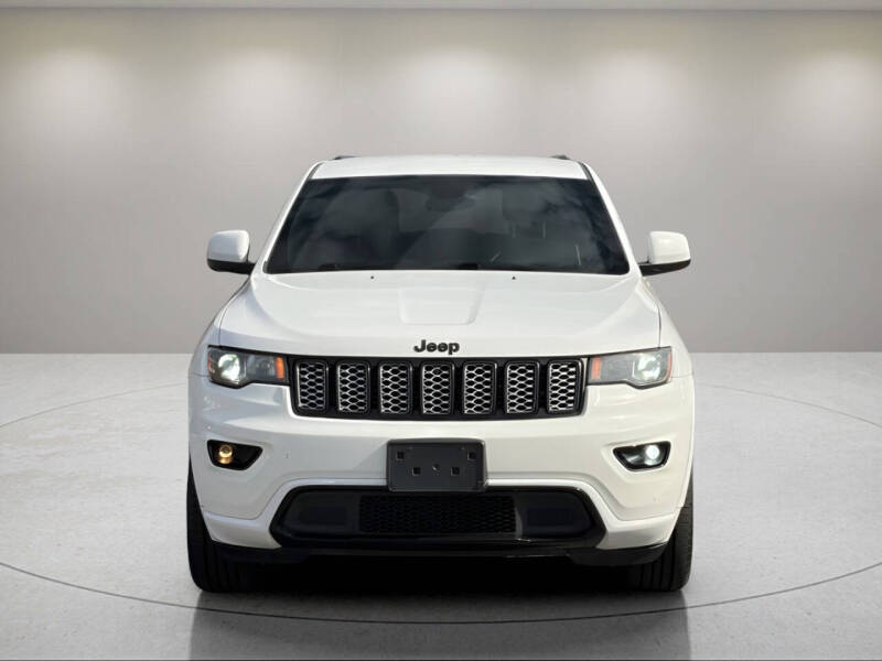 2017 Jeep Grand Cherokee Altitude