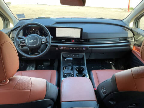 2025 Kia Carnival SX