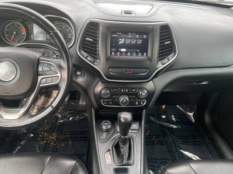 2019 Jeep Cherokee Latitude Plus
