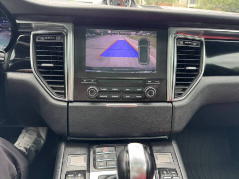 2017 Porsche Macan S