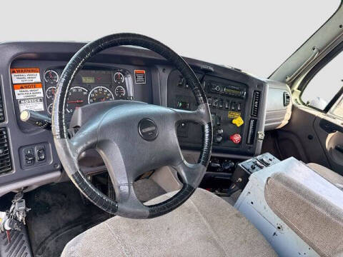 2016 Freightliner 114 SD