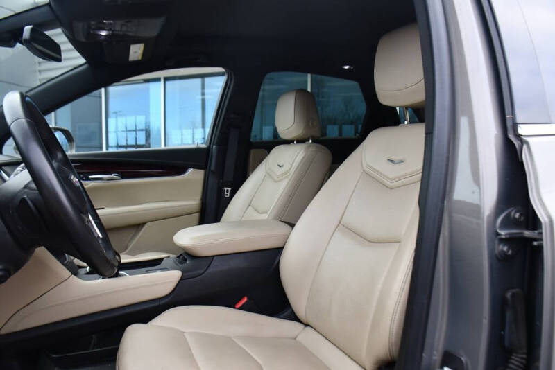 2018 Cadillac XT5 Luxury