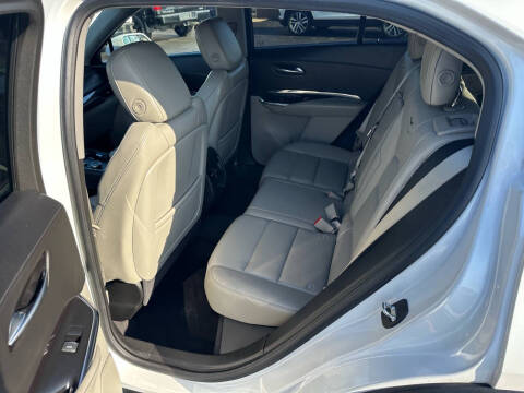 2020 Cadillac XT4 Luxury