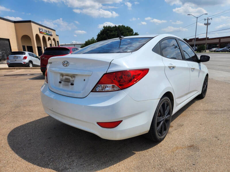 2014 Hyundai Accent GLS