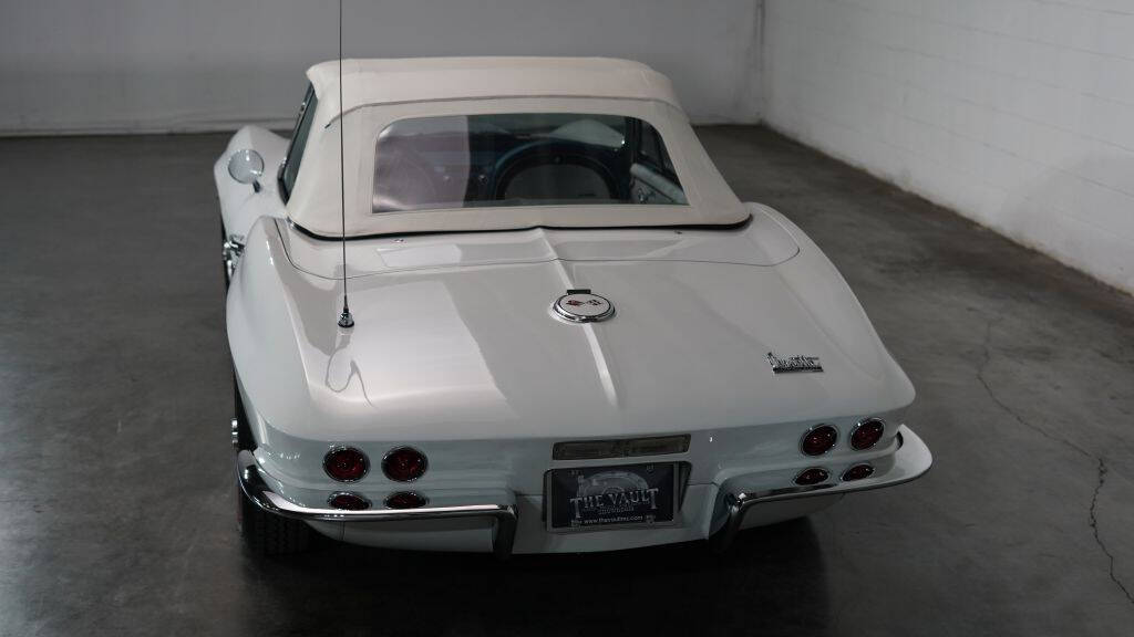1967 Chevrolet Corvette 10
