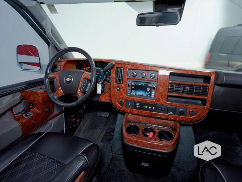 2019 Chevrolet Express 2500