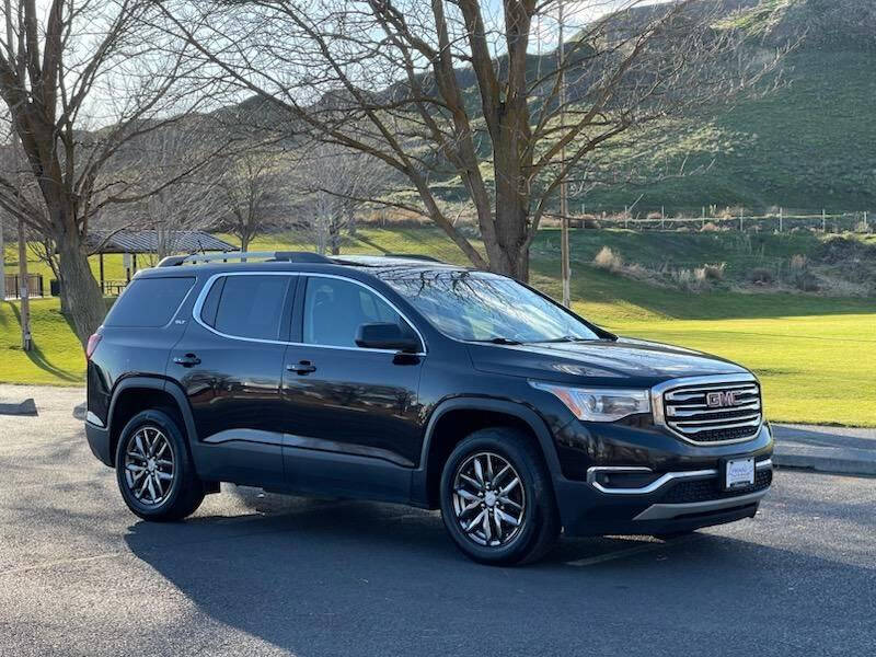 2017 GMC Acadia SLT-1