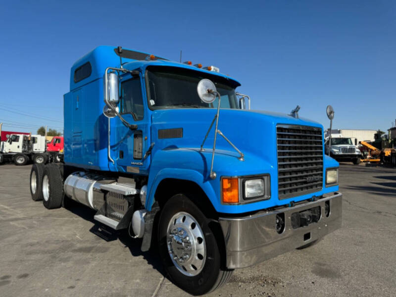 2012 Mack CHU613 With Wet Kit