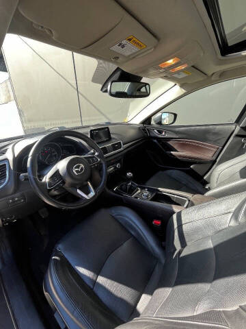 2018 Mazda MAZDA3 Grand Touring