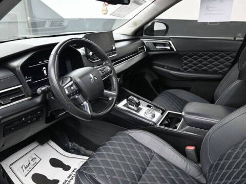 2023 Mitsubishi Outlander PHEV SEL