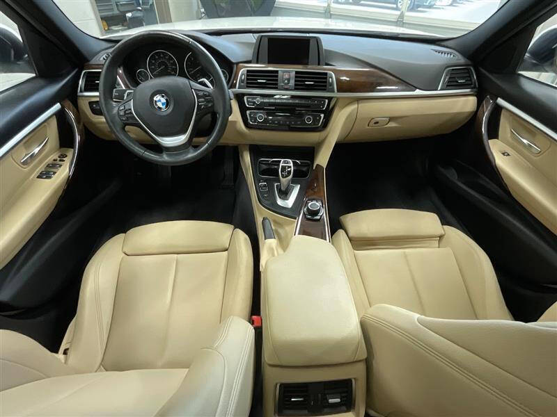 2017 BMW 3 Series 330i
