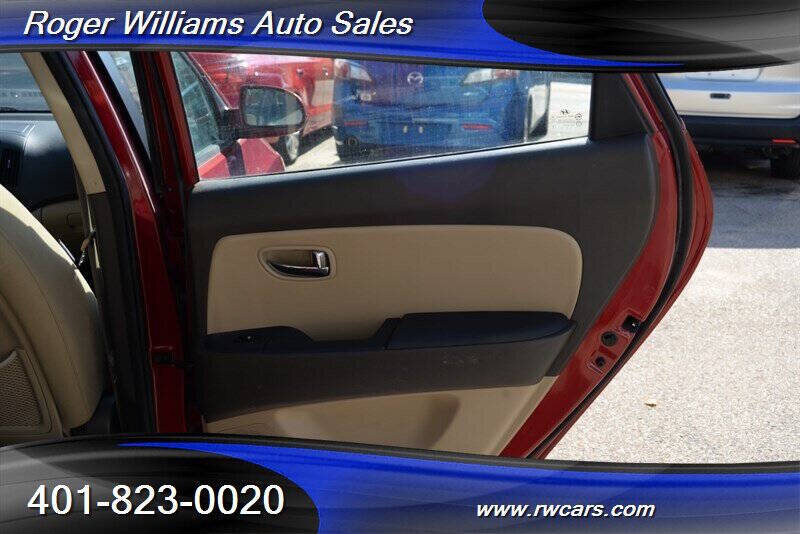 2010 Hyundai Elantra Blue