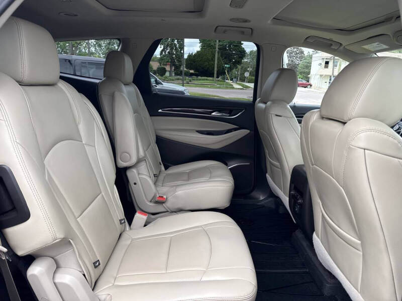 2019 Buick Enclave Essence