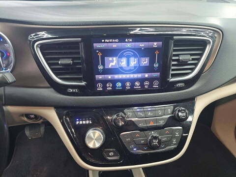 2019 Chrysler Pacifica Touring L Plus