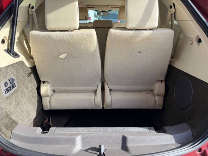 2016 Lincoln MKT EcoBoost