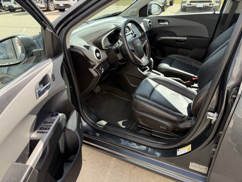 2017 Chevrolet Sonic Premier Auto