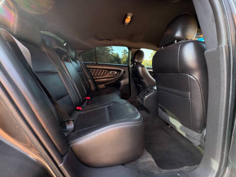 2015 Ford Taurus SEL