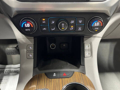 2017 GMC Acadia SLE-2