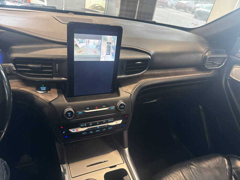 2020 Ford Explorer Platinum