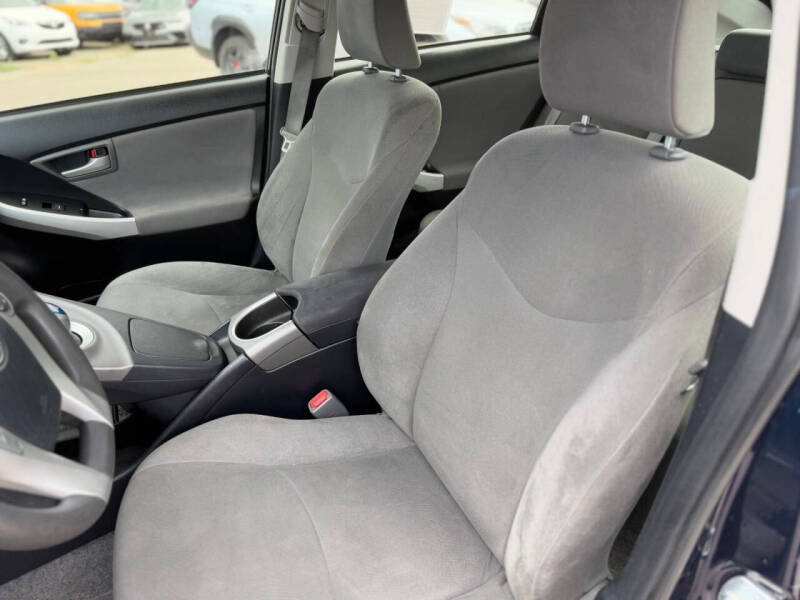 2014 Toyota Prius Two