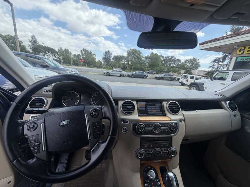 2011 Land Rover LR4
