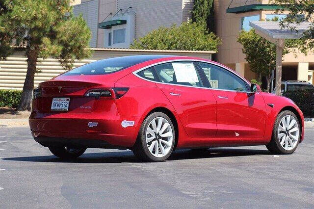 2019 Tesla Model 3 Long Range