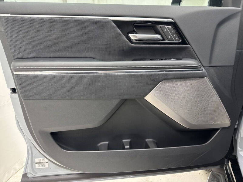 2025 GMC Sierra EV Denali