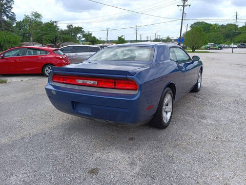 2010 Dodge Challenger SE