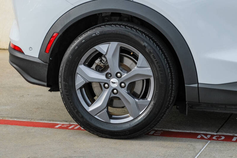 2023 Ford Mustang Mach-E Select