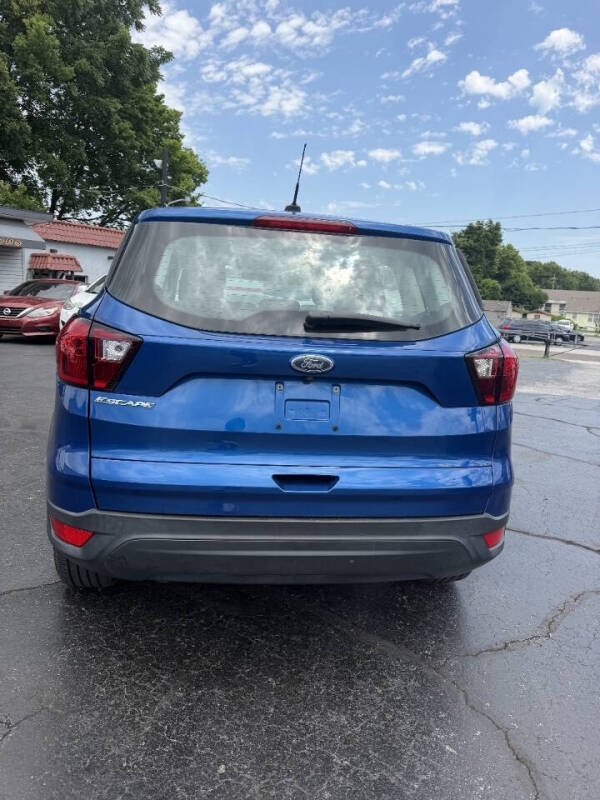 2019 Ford Escape S