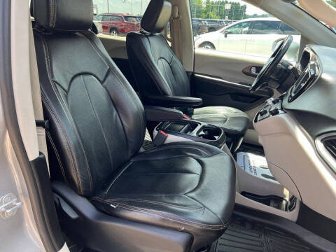 2019 Chrysler Pacifica Touring Plus