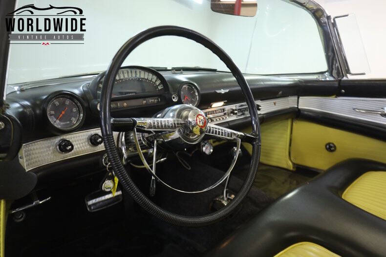 1955 Ford Thunderbird