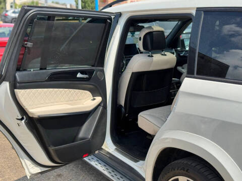 2017 Mercedes-Benz GLS GLS 550