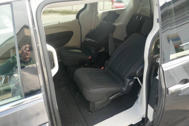 2018 Chrysler Pacifica Touring Plus