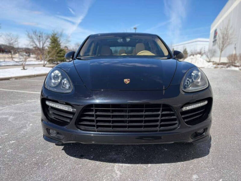 2013 Porsche Cayenne GTS