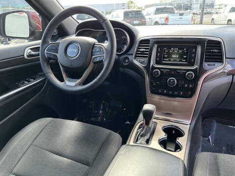 2017 Jeep Grand Cherokee Laredo