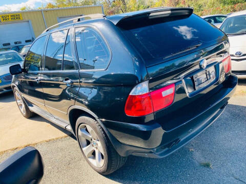 2004 BMW X5 4.4i