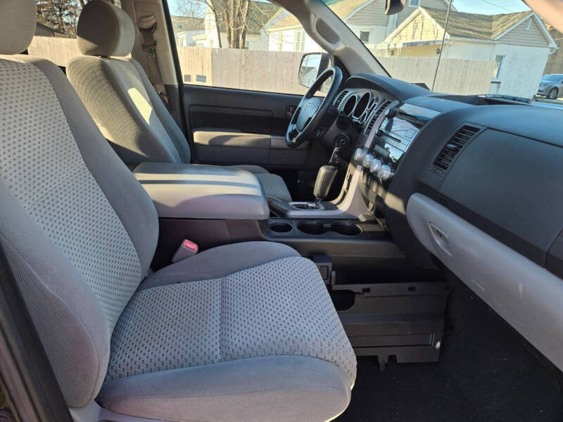 2012 Toyota Tundra Grade