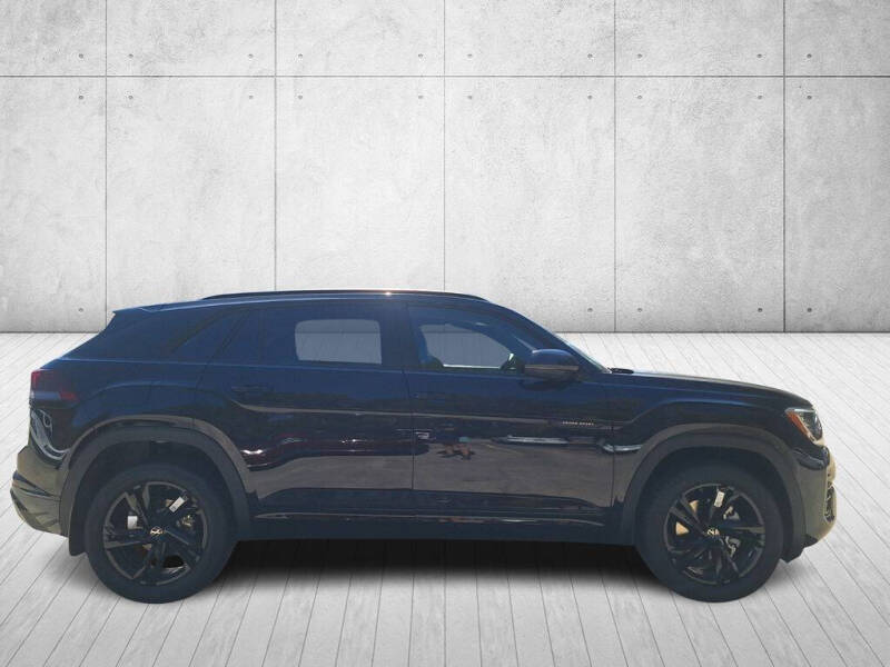 2026 Volkswagen Atlas Cross Sport SEL R-Line Black 4Motion