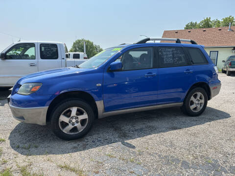 2004 Mitsubishi Outlander for sale at AA Auto Sales in Independence MO