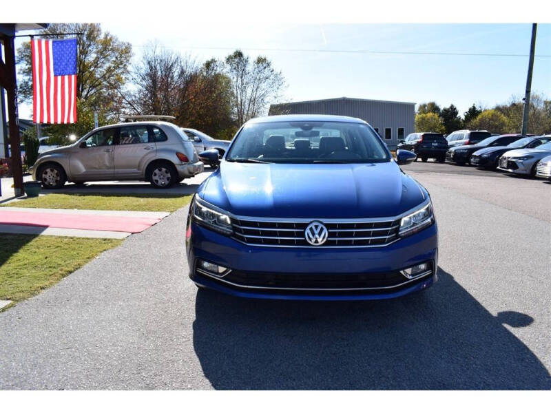 2017 Volkswagen Passat 1.8T SEL Premium