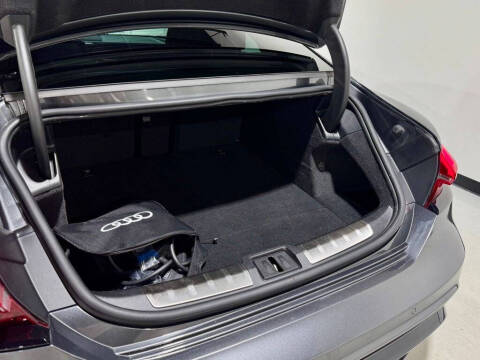 2023 Audi e-tron GT quattro Premium Plus